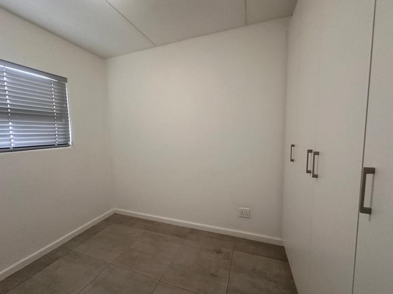 2 Bedroom Property for Sale in Aan de Wijnlanden Western Cape